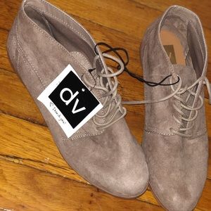 Faux Suede Taupe DV Brand ankle booties. Size 8.5.